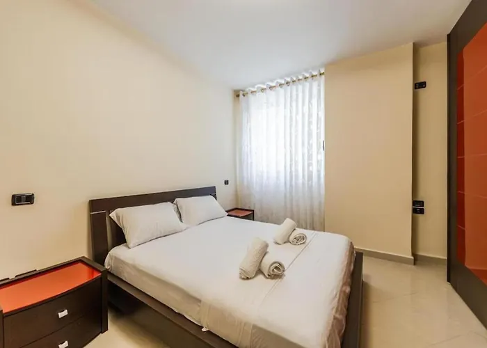 Palm Promenade Retreat By Ps Apartment Durres