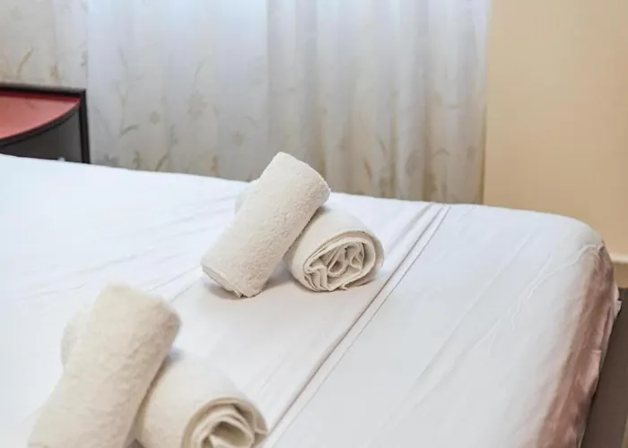 Apartment Palm Promenade Retreat By Ps Durres