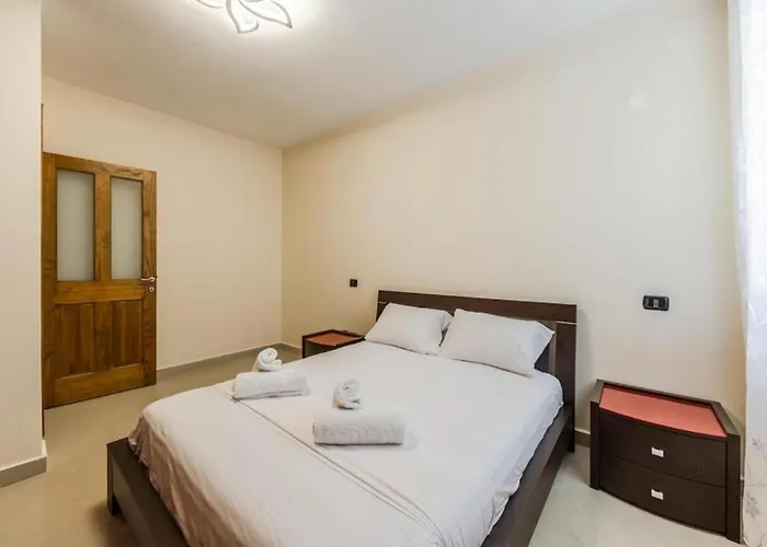 Palm Promenade Retreat By Ps Durres