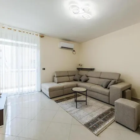 Palm Promenade Retreat By Premium Selection *
