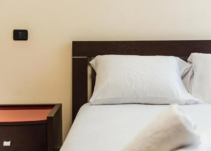 Palm Promenade Retreat By Ps Durrës